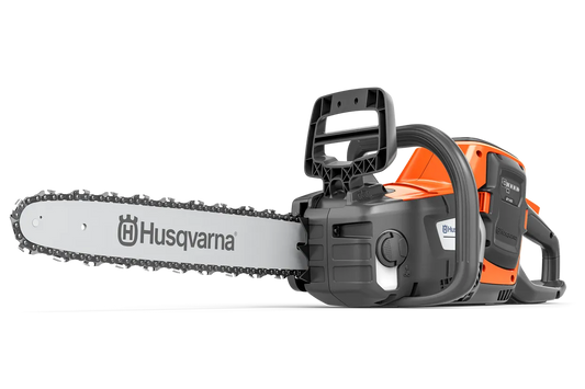 Husqvarna 240i su akumuliatoriumi ir įkrovikliu.